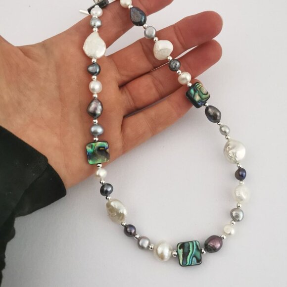 Mixed Freshwater pearl and abalone necklace and bracelet - Picture 3 of 6